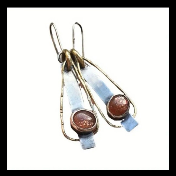 💎 Two toned teardrop earrings Set with a Natural Gem Stone in Stainless Steel - Picture 2 of 7